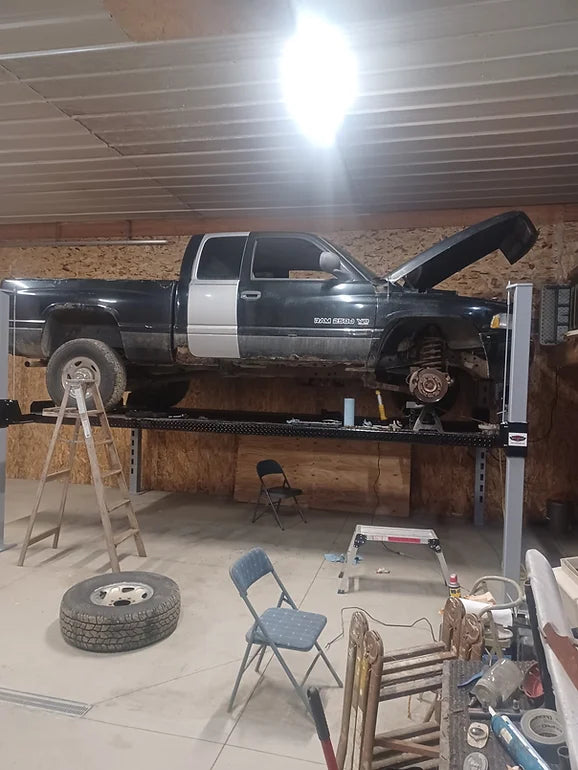 Wildfire bridge jack for 4 post lift with 4500 lb capacity