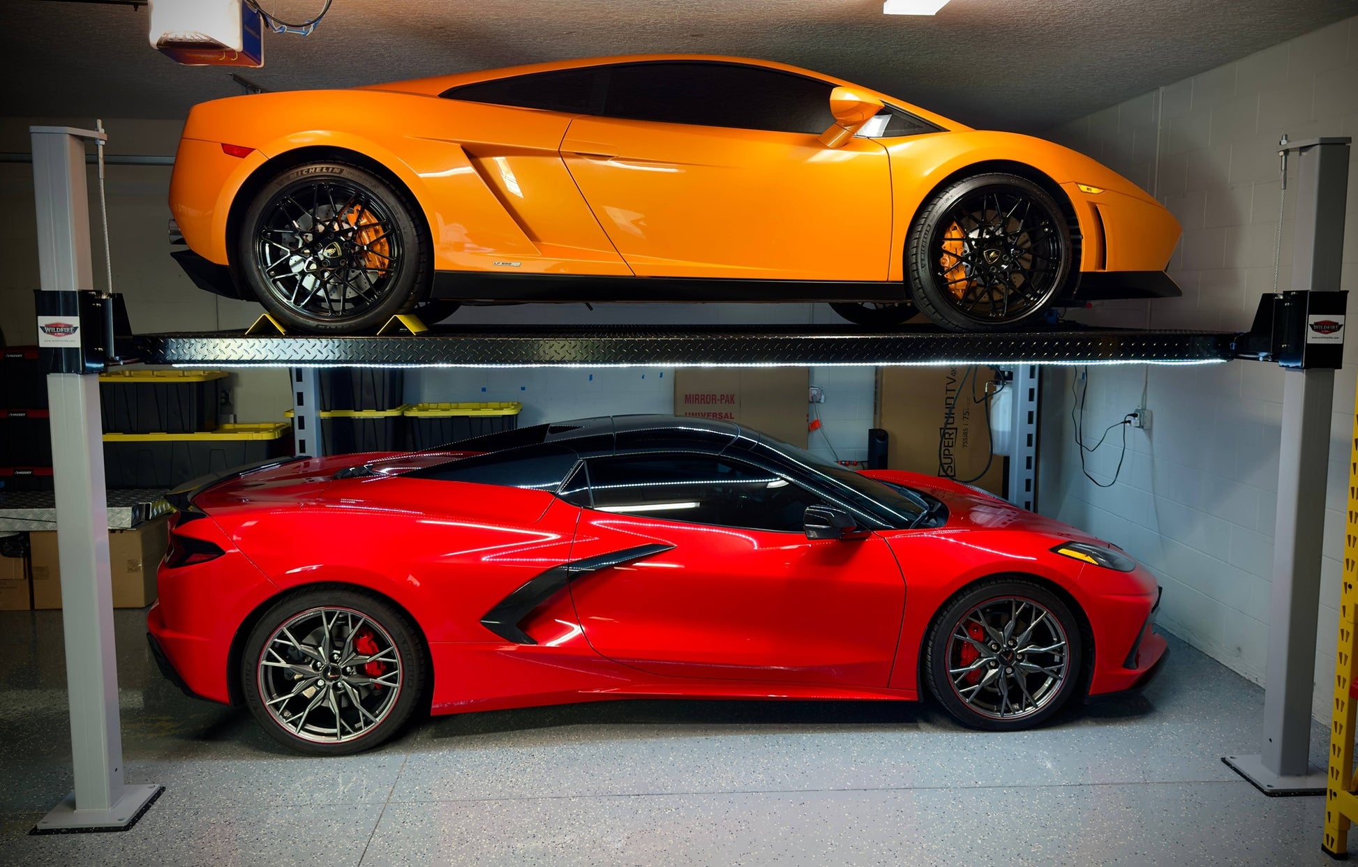 Wildfire 9000 Exotic Lift for car storage