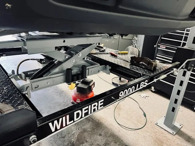 Wildfire 4500 lb Jack | Air Over Hydraulic Bridge Jack