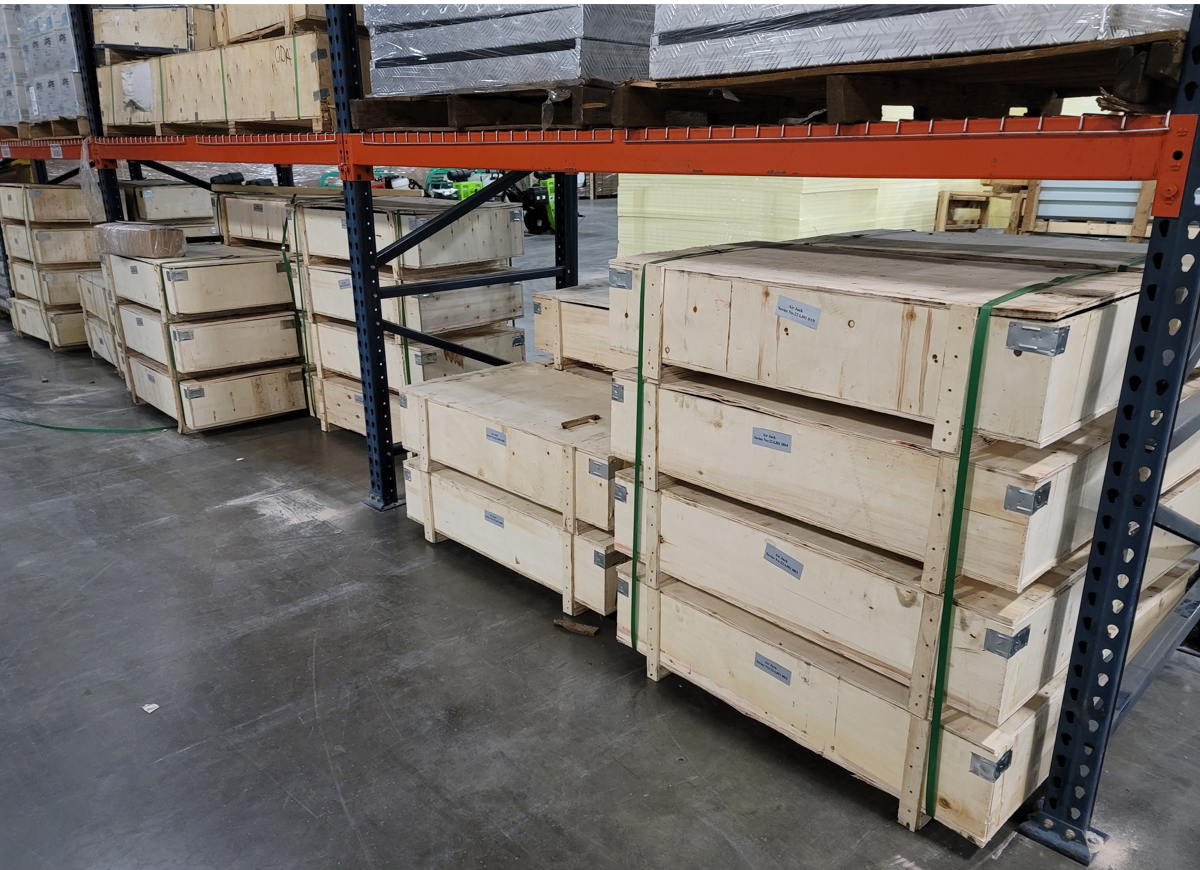 WF4500A air jack in action on vehicle lift