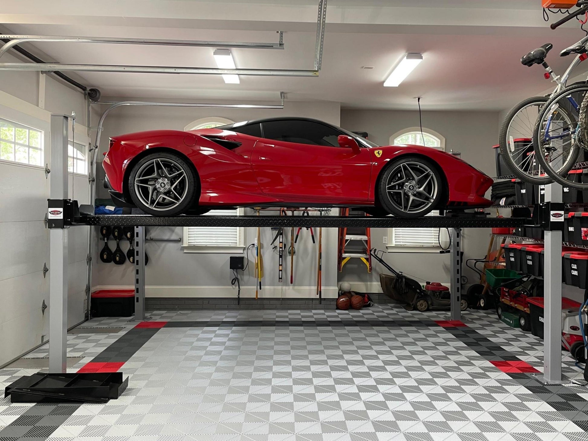 Wildfire 9000 Exotic Tall lift for exotic and sports cars