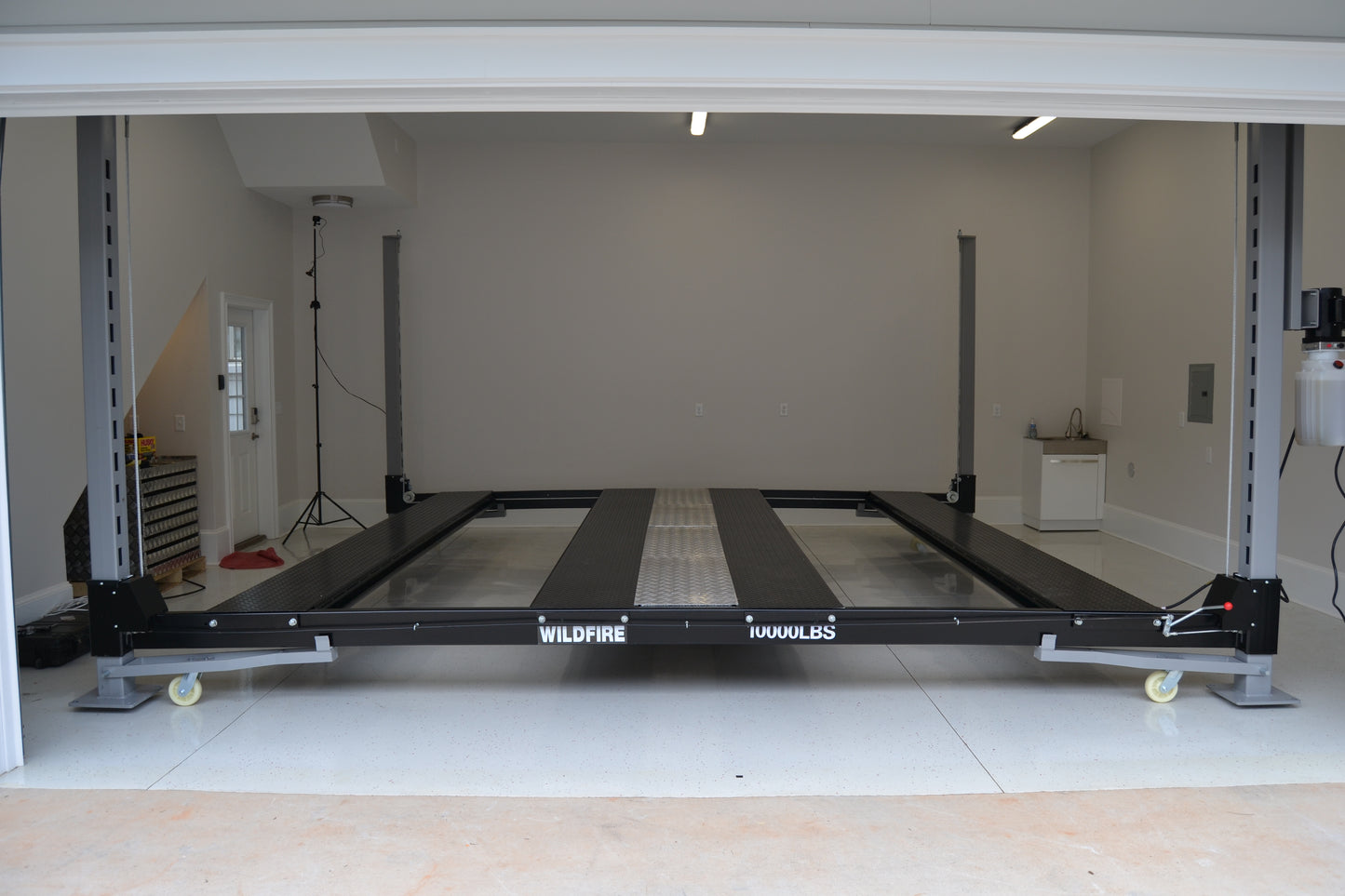 Wildfire 10000 Double Wide | Heavy Duty Car Lift