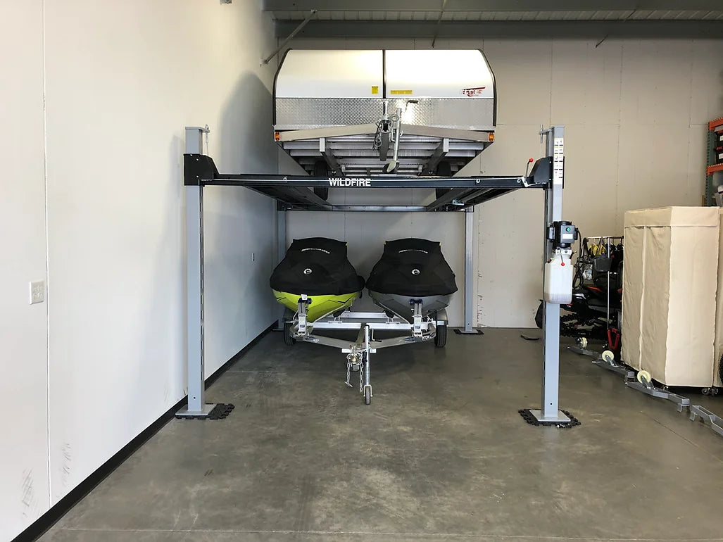 Wildfire 7500 Trailer Lift for heavy vehicles and haulers