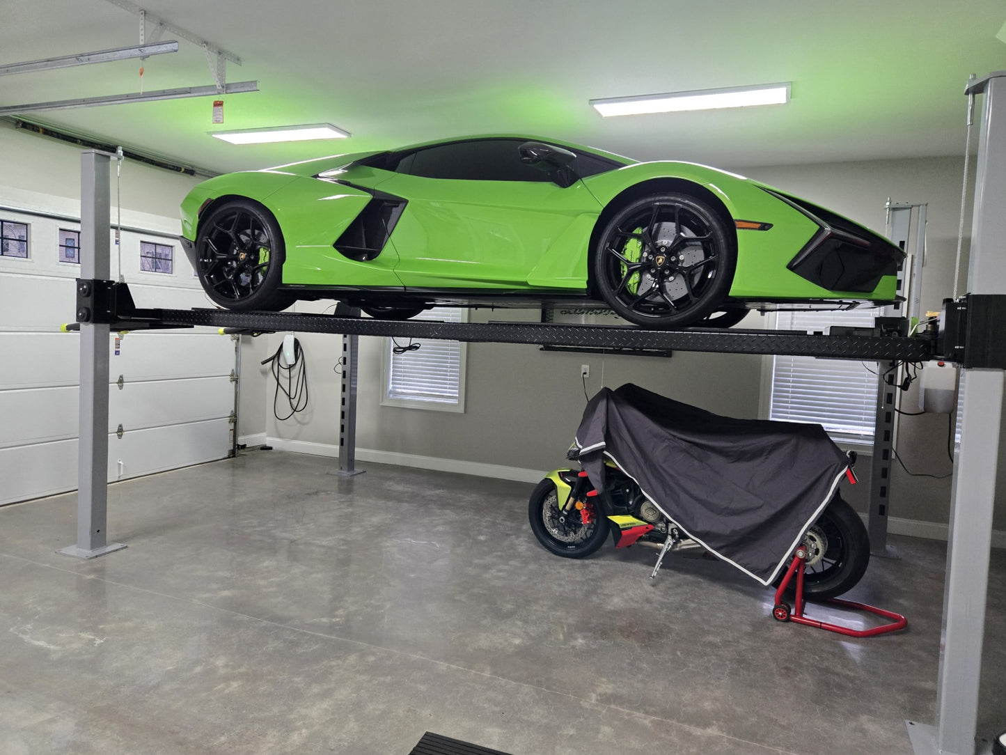 Wildfire 9000 Exotic Lift | High Quality Car Storage Lift