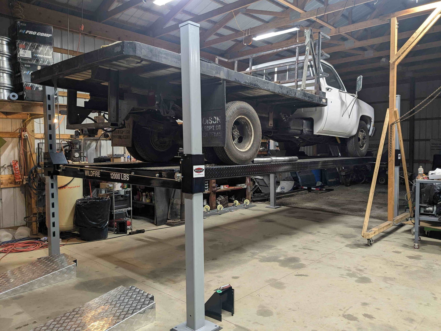 Wildfire 12000 Truck Lift | Heavy Duty Vehicle Lift