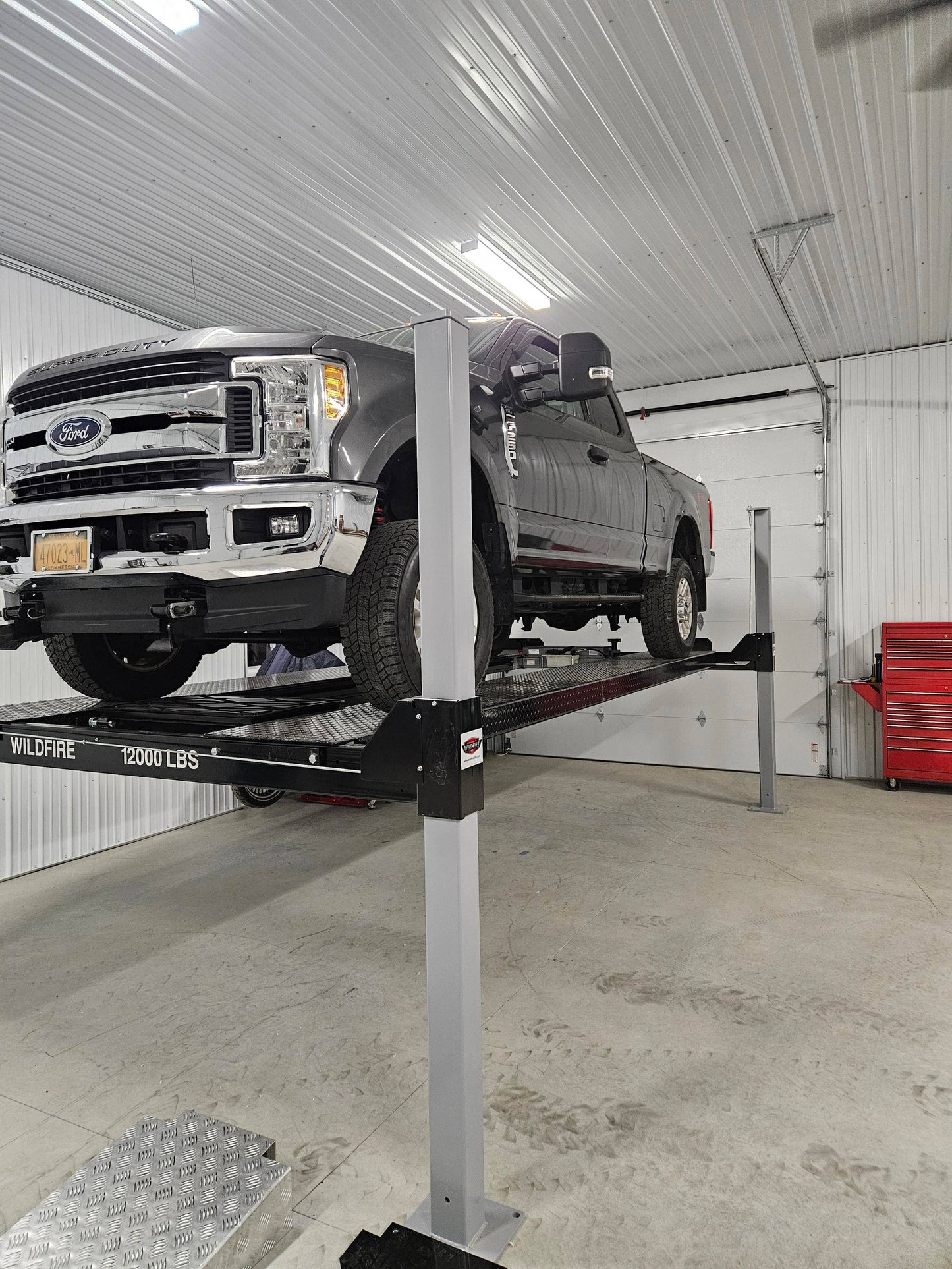 WF12000TRK - Truck Lift